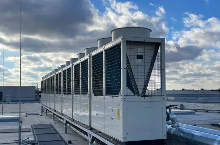 采用 Mycond 模块化热泵标准 MCU 的制造综合体