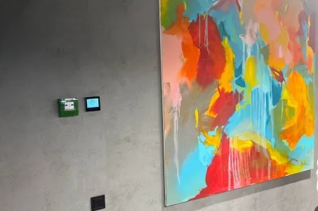 配备 Mycond 温控器的展厅